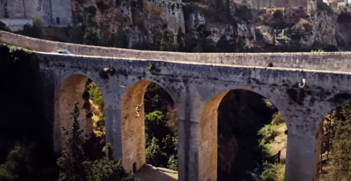 Ville Italie James Bond Mourir Peut Attendre Mourir peut attendre : la bande-annonce du dernier James Bond passée au