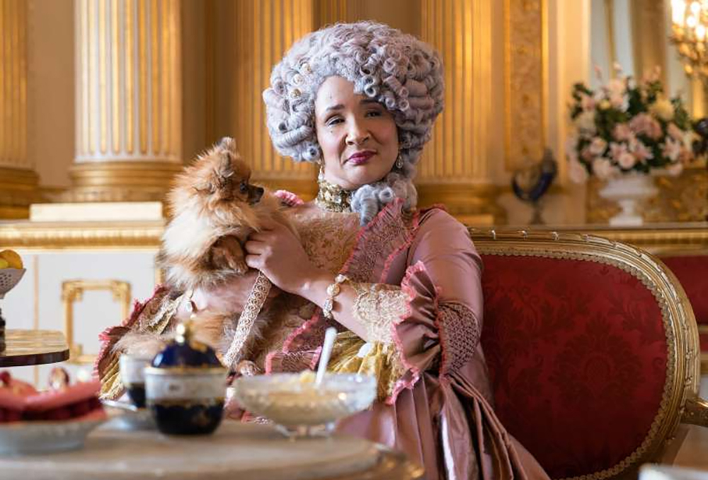 Que Sniffe La Reine Dans Bridgerton La Chronique des Bridgerton : zoom sur les personnages de la série Netflix